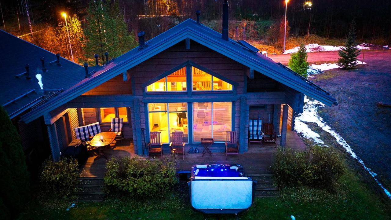 Pohjoistuuli - 5+1 Henkiloelle, Luoteis-himos Ski-in/out 56m² + 11m² Jämsä