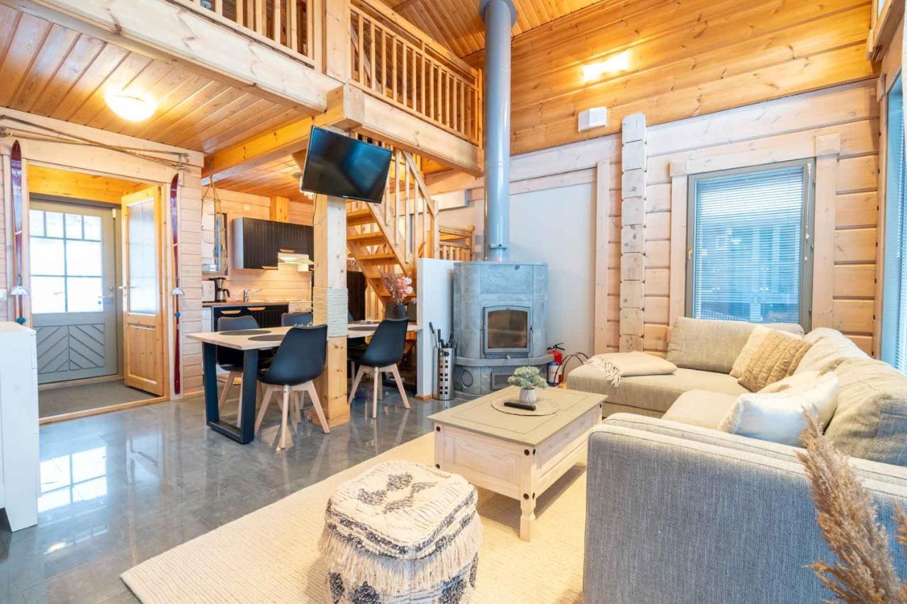 Villa Pohjoistuuli - 5+1 Henkiloelle, Luoteis-himos Ski-in/out 56m² + 11m² *